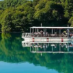 Cape Deluxe Apartman Rtina