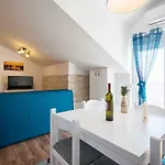 Cape Deluxe Apartman Rtina
