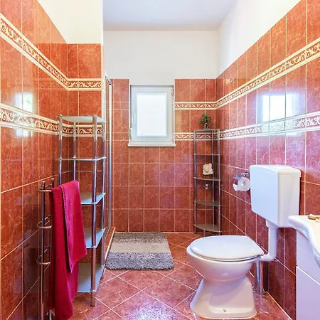 Cape Deluxe Rtina